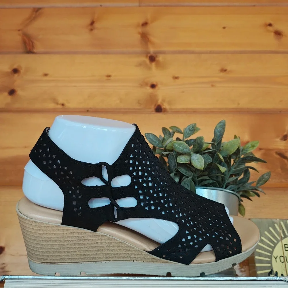 Rockport Hadley Bungee Wedge Heel Sandals Black Leather Lasercut Perf ci383 Sz 8
